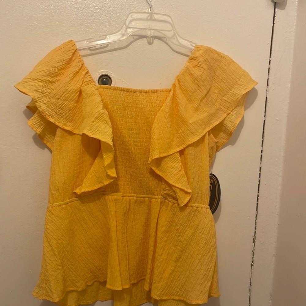 Brand new peplum top sz XL